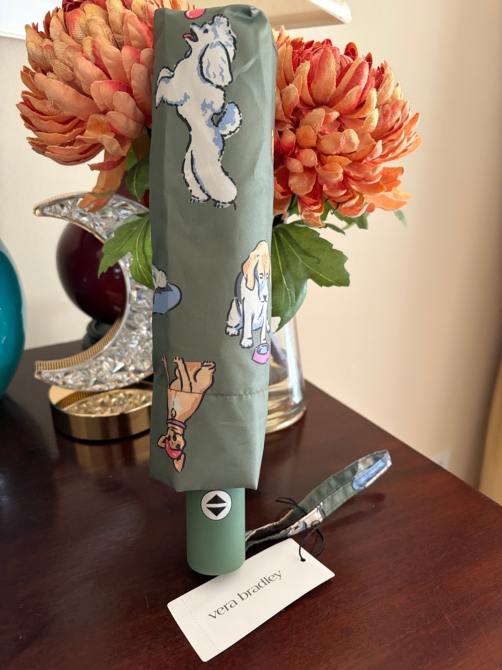 NWT Vera Bradley compact automatic folding umbrella in Dog Park - Picture 3 of 7
